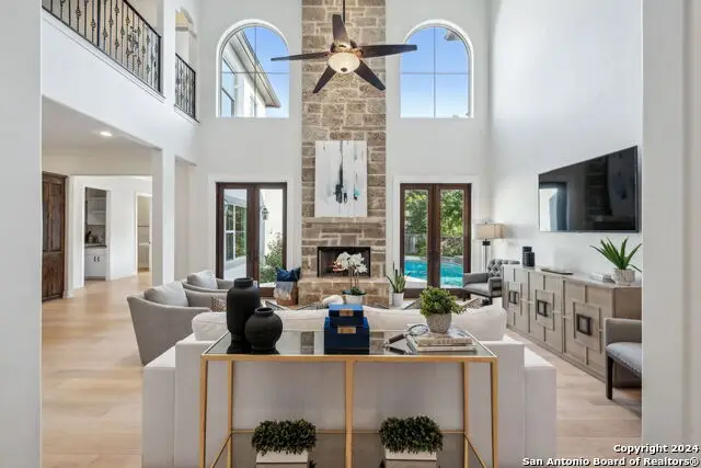 1005 Wiltshire, Terrell Hills, TX 78209 - #1