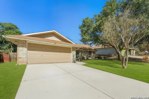 6411 Green Apple, San Antonio, TX 78233