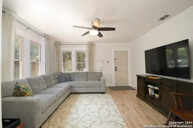 208 Mission St, San Antonio, TX 78210 - #2