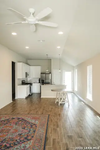 139 Lyndon Drive, San Marcos, TX 78666 - #2