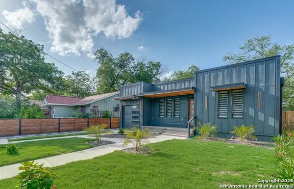 235 Bank, San Antonio, TX 78204