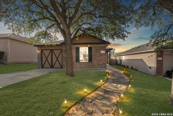 11002 Moonlit Cyn, San Antonio, TX 78245