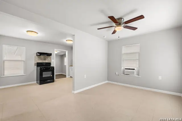 311 S San Joaquin, San Antonio, TX 78237 - #3