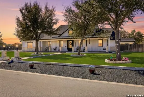 635 Double Gate, Castroville, TX 78009