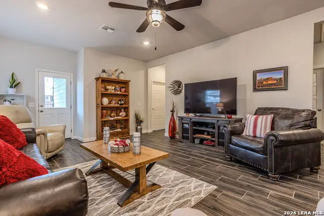 1910 Esplanade, New Braunfels, TX 78130 - #3