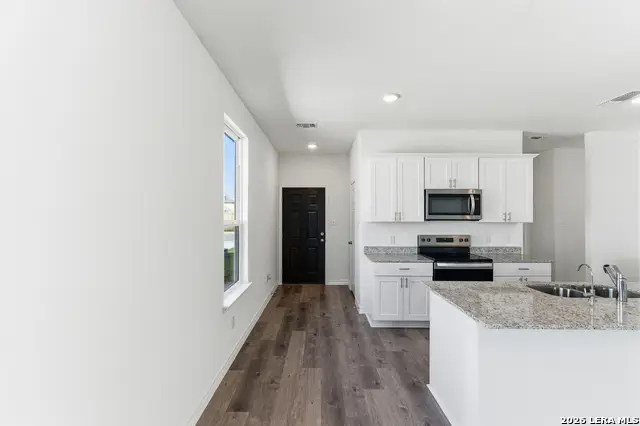 8235 Smithers Avenue, San Antonio, TX 78252 - #2