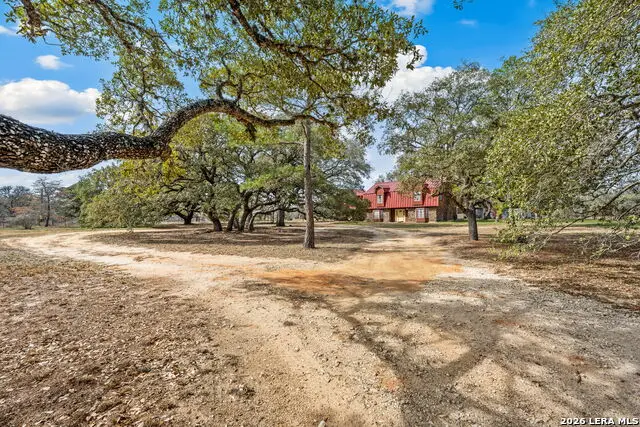 1240 County Road 324, Adkins, TX 78101 - #1