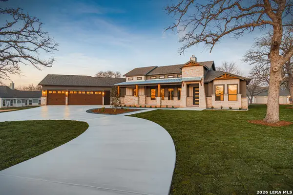 153 Hondo Drive, La Vernia, TX 78121