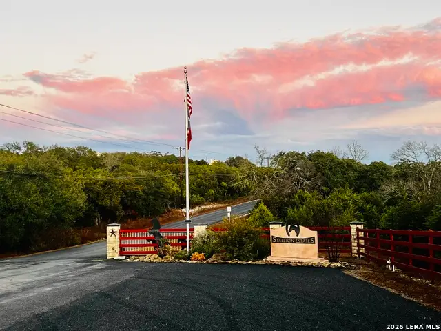 451 N Stallion Estates, Spring Branch, TX 78070 - #1