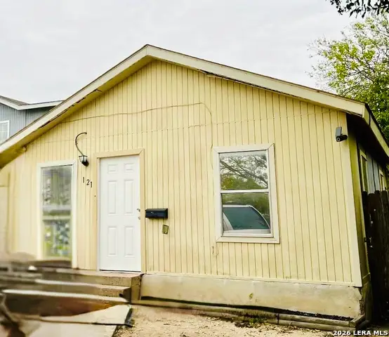 121 W Mitchell, San Antonio, TX 78204