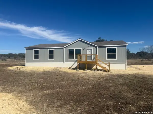 405 A N Frio, Camp Wood, TX 78833