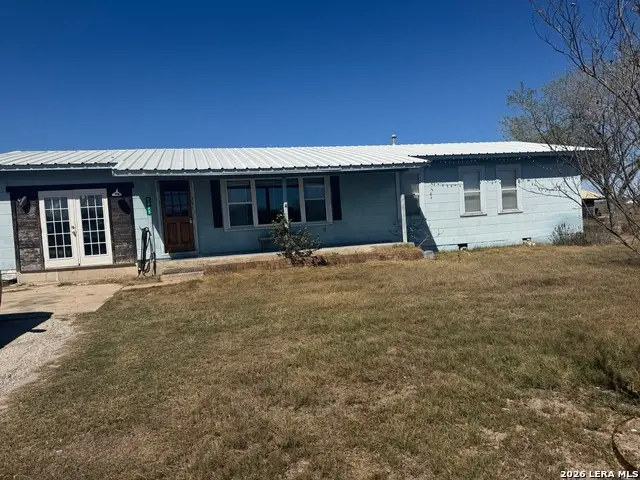 1325 Sh-80, Karnes City, TX 78118 - #1