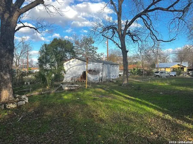 307 S San Bernardo, San Antonio, TX 78237 - #2