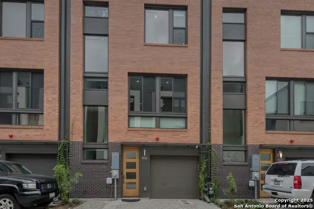 318 Grayson #302, San Antonio, TX 78212 - #2