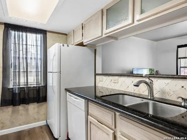 11610 Vance Jackson #119, San Antonio, TX 78230 - #3