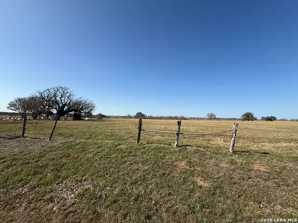 0 Warncke, La Vernia, TX 78121