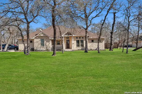 524 Jacobs, La Vernia, TX 78121