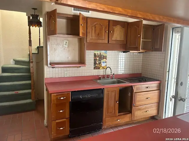 170 Avenida Juarez, Brackettville, TX 78832 - #3