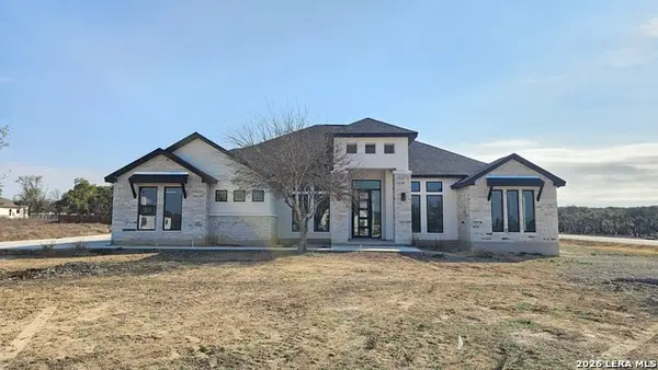 699 James Way, Castroville, TX 78009