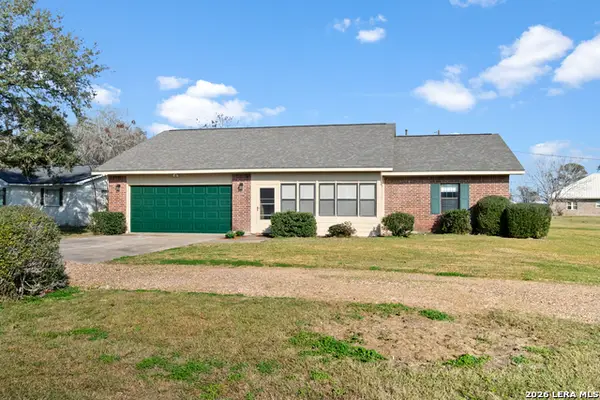 414 E Austin, Palacios, TX 77465