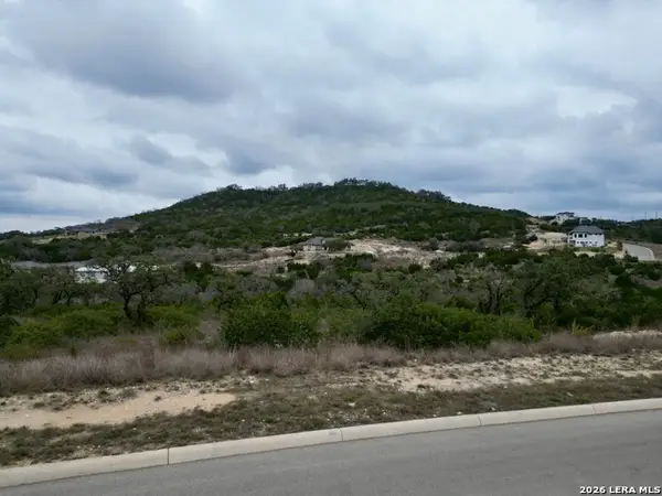 23518 Basse Cyn, San Antonio, TX 78023