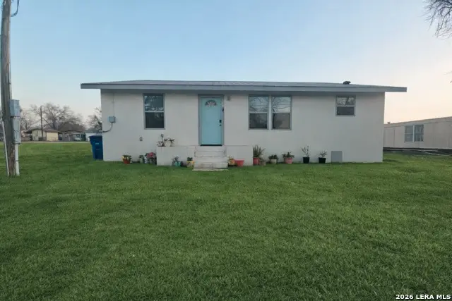 640 Avenue J, Poteet, TX 78065 - #1