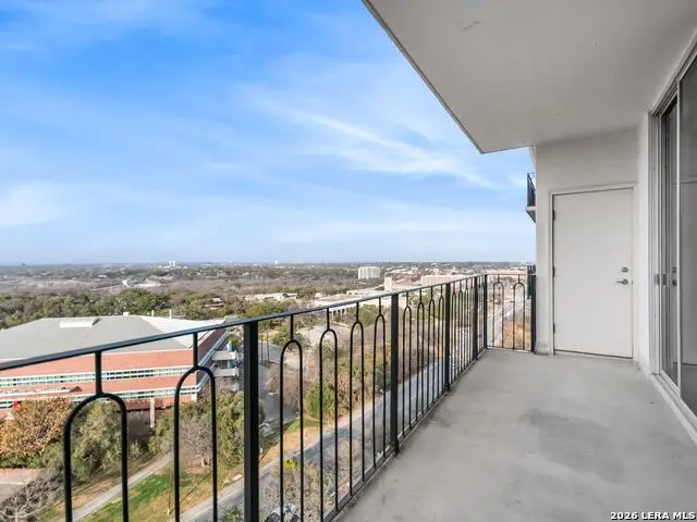 700 E Hildebrand Avenue #1204, San Antonio, TX 78212 - #1