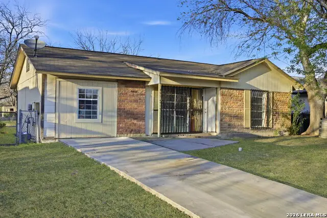 4923 Waycross Ln, San Antonio, TX 78220 - #2
