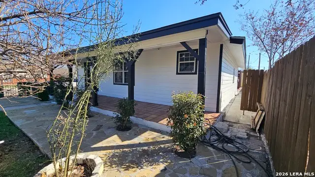 3902 W Salinas, San Antonio, TX 78207 - #3