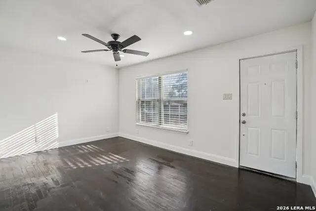 714 S Milam St, Seguin, TX 78155 - #3