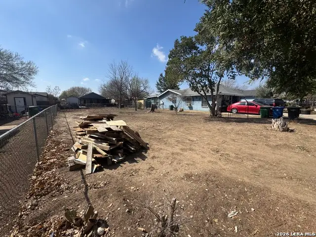 3410 Aragon Dr, San Antonio, TX 78211 - #2