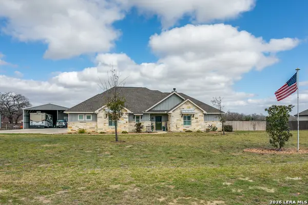 220 Cibolo Ridge, La Vernia, TX 78121