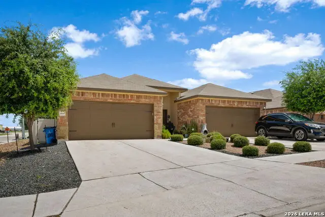 1100/1102 Stanley, Seguin, TX 78155 - #2