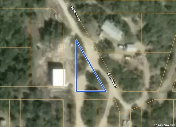 0 Bedrock Trl, Lakehills, TX 78063