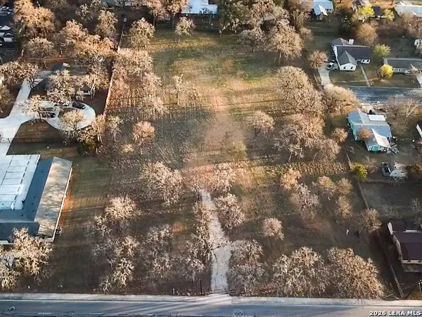 1025 Blanco, Boerne, TX 78006