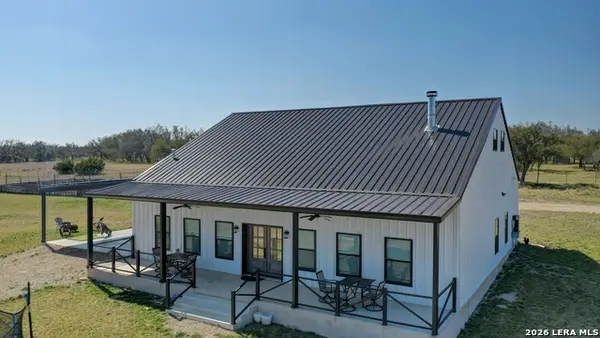 110 Scott Branch, Harper, TX 78631