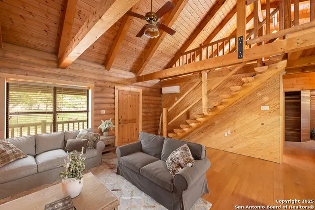 463 Woodland, Fredericksburg, TX 78624 - #1