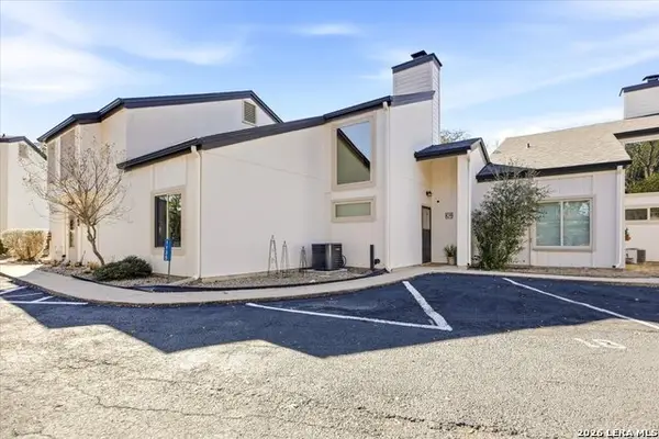 1135 Parkview #APT C18, Canyon Lake, TX 78133