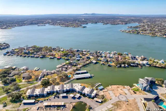 806 Highcrest #APT 13, Granite Shoals, TX 78654 - #2