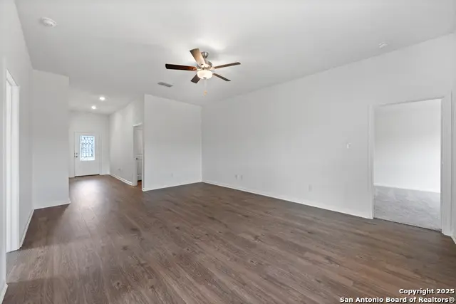 16170 Farmer, Lytle, TX 78052 - #3