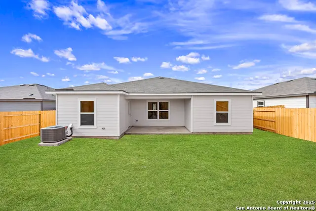 16116 Farmer, Lytle, TX 78052 - #2