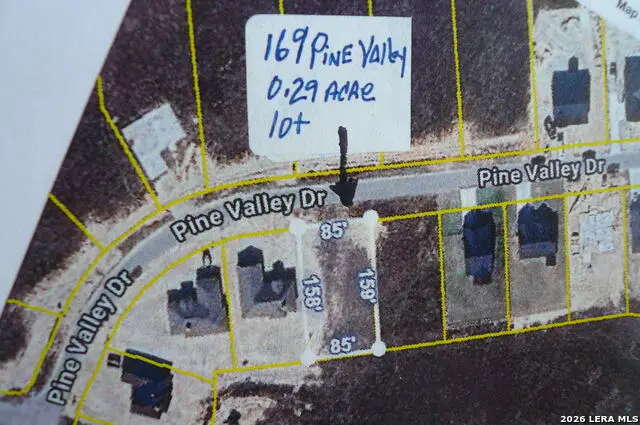 169 Pine Valley Dr, La Vernia, TX 78121 - #2