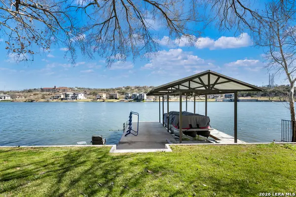 1001 Lakeshore, Marble Falls, TX 78654