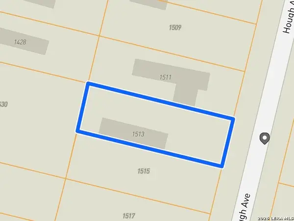 1513 Hough, Adkins, TX 78101