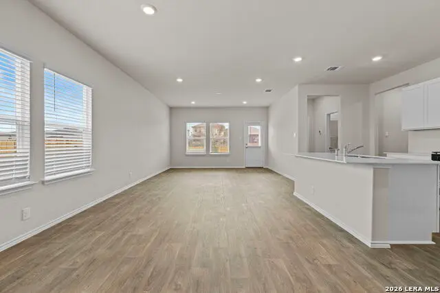 196 Western Gull Dr, San Antonio, TX 78253 - #2