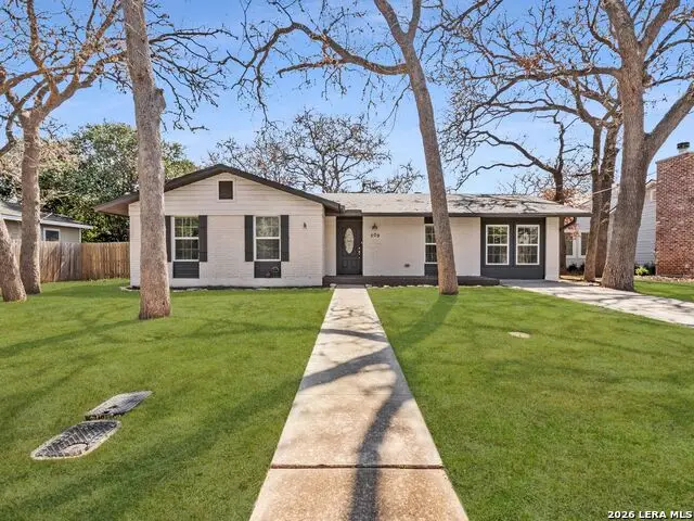 509 Hickman, Boerne, TX 78006 - #1