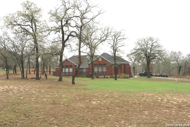 124 Rosewood Dr, La Vernia, TX 78121 - #1