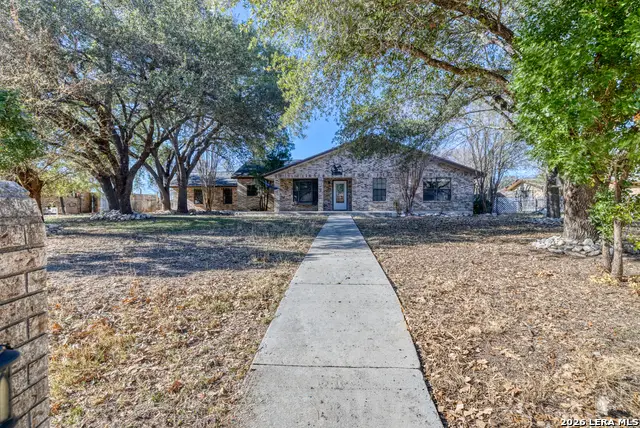 620 Cenizo Blvd, Uvalde, TX 78801 - #3