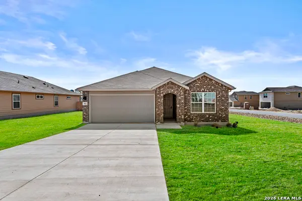 162 Double L Dr, Comfort, TX 78013