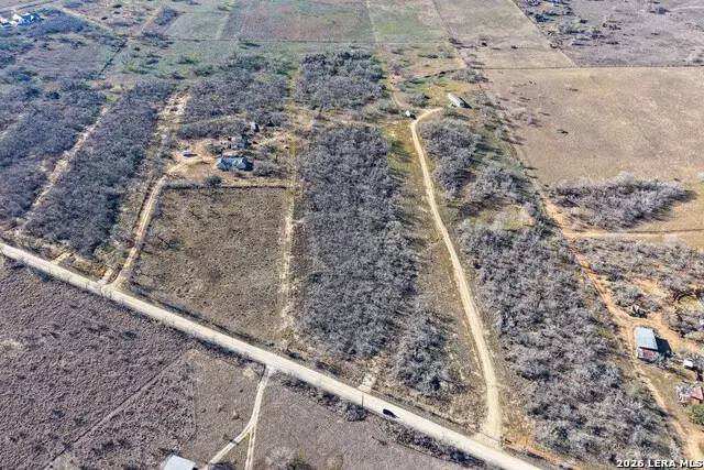 469 County Road 477, Stockdale, TX 78160 - #2